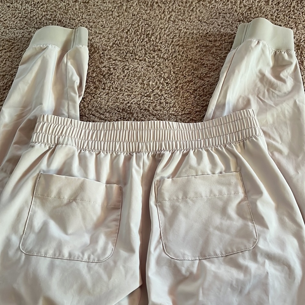 Banana republic standard jogger - Picture 8 of 8